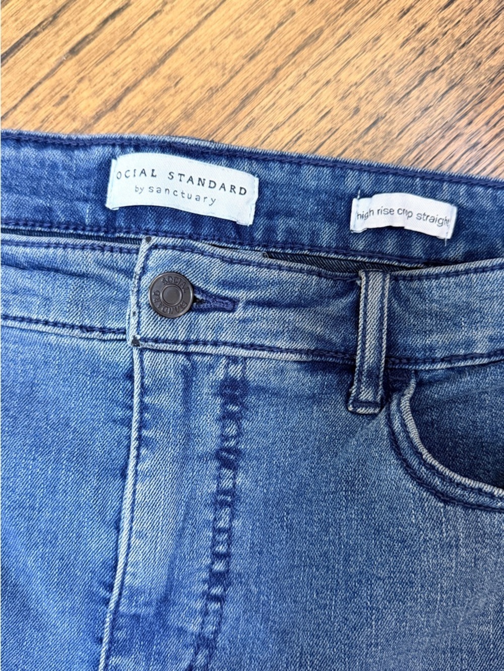 Social Standard by Sanctuary High Rise Crop Straight Jeans Size 14 Raw Hem - Picture 3 of 7